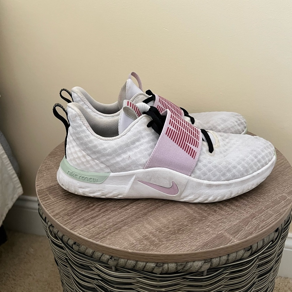 Nike TR 9